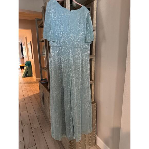 Adrianna Papell Metallic Mesh Draped Gown 24W Sea Glass - Picture 6 of 8